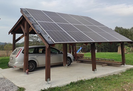 uskoro gotova nadstrešnica sa solarnim panelima